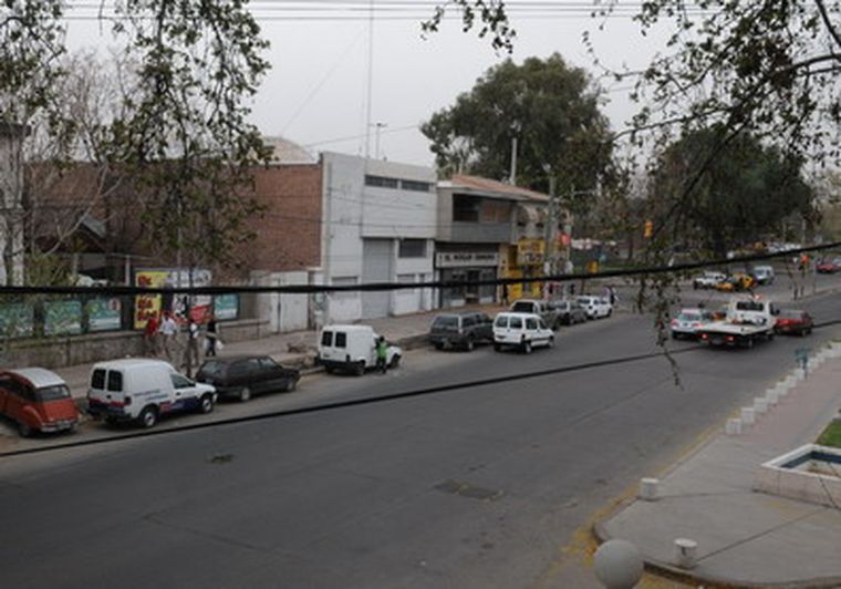 Así lucía Guaymallén esta tarde por los efectos el viento. Foto: Alf Ponce / MDZ