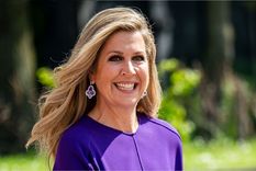 El morado es una de las tonalidades preferidas de la reina de Holanda. Foto: Instagram El morado es una de las tonalidades preferidas de la reina de Holanda. Foto: Instagram