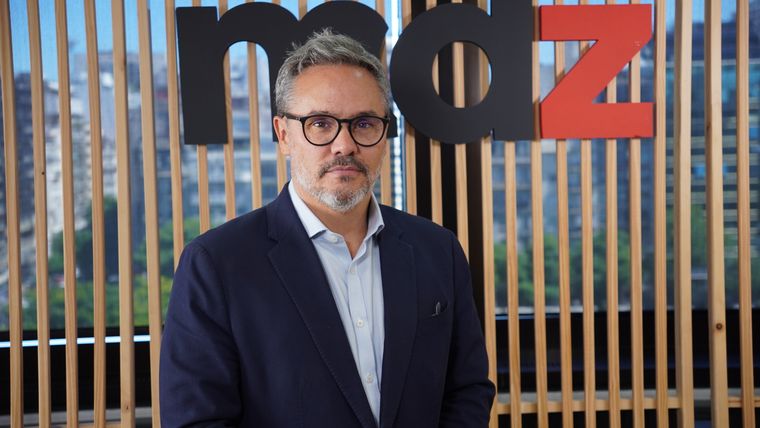 Patricio Schlottmann es médico oftalmólogo y participa de un estudio internacional en fase 3 que evalúa una terapia génica para pacientes con degeneración macular asociada a la edad.