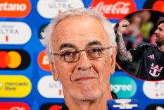 Jorge Fossati bancó a Messi por sus gestos a los hinchas mexicanos. Foto: @LaBicolor y Messi