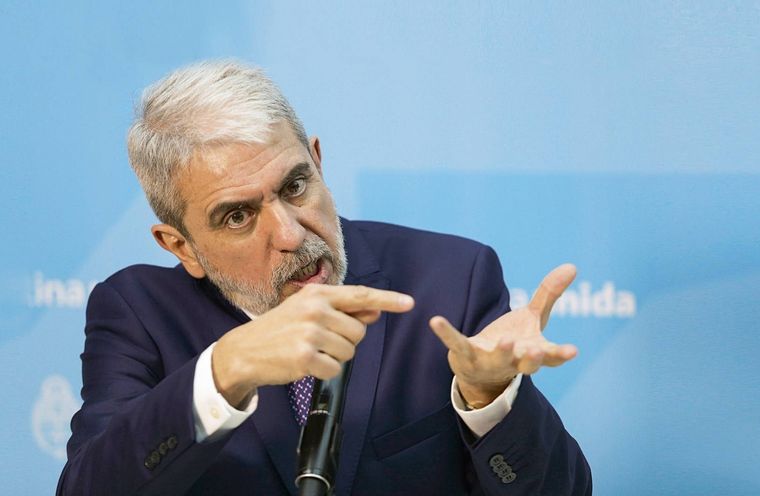 Aníbal Fernández se mostró ofuscado por los dichos de Karina Milei