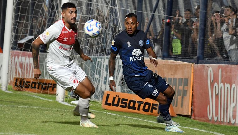 El colombiano, clave en CSIR. Foto: ALF PONCE MERCADO / MDZ