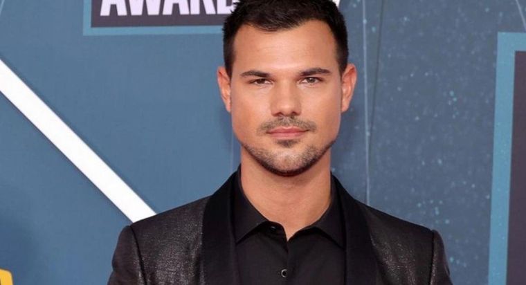 Foto: https://people.com/taylor-lautner-responds-to-not-aging-well-be-nice-7503608