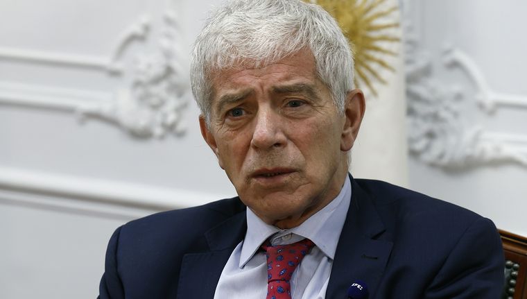 Juan Manuel López fue durísimo con Mariano Cúneo Libarona Foto: EFE