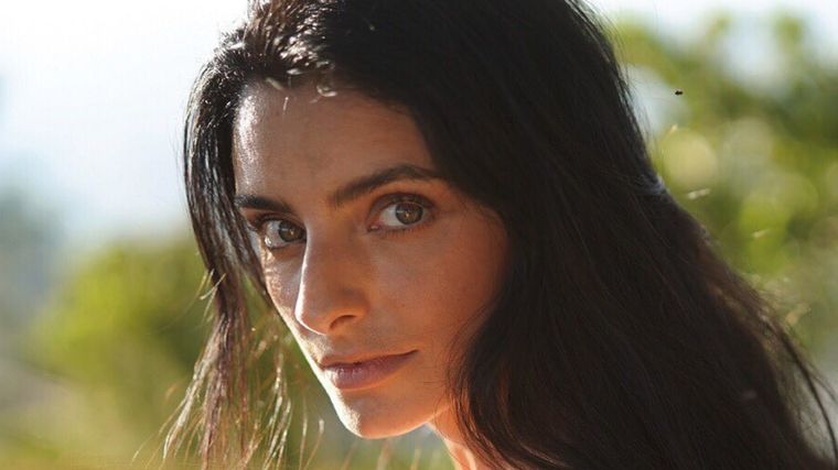 Aislinn Derbez La actriz que hoy da mensajes inspiracionales. Foto: Fuente: Imagen / La Magia Del Caos.