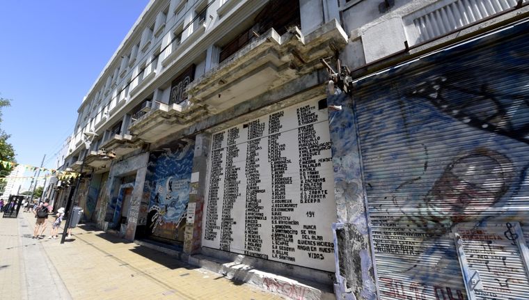 La fachada de lo que fue Cromañón, la escena de terror del 30 de diciembre de 2004 Foto: Juan Mateo Aberastain Zubimendi / MDZ.