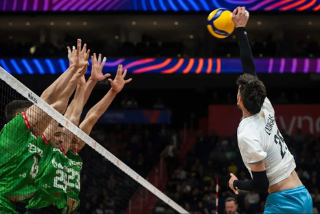 Argentina cayó ante Bulgaria en la Liga de las Naciones de vóley. Argentina cayó ante Bulgaria en la Liga de las Naciones de vóley.