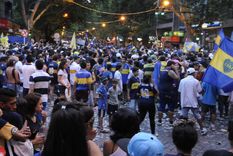 El Kilómetro 0 se teñirá de azul y amarillo. Alf Ponce/MDZ Foto: Alf Ponce/MDZ El Kilómetro 0 se teñirá de azul y amarillo. Alf Ponce/MDZ Foto: Alf Ponce/MDZ