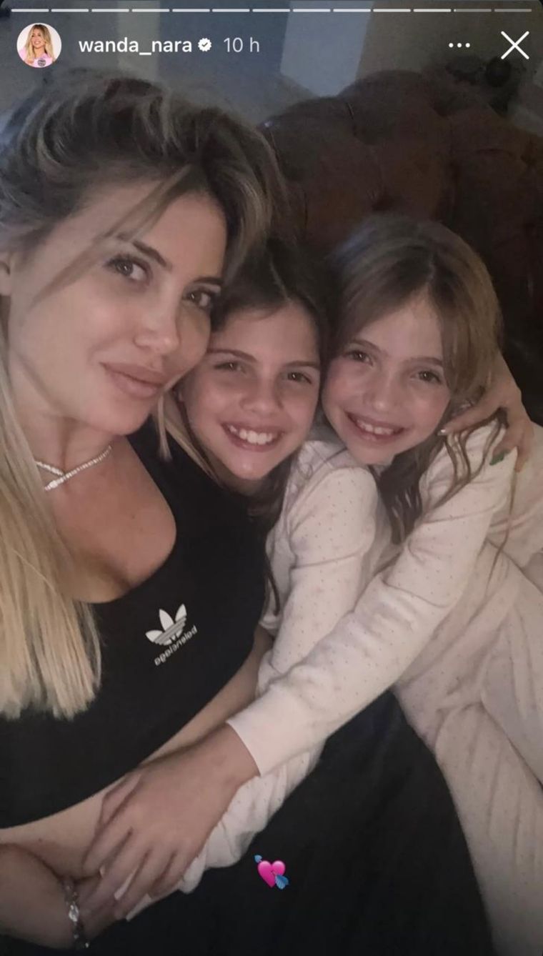 Wanda Nara junto a las hijas que tuvo con Mauro Icardi Wanda Nara junto a las hijas que tuvo con Mauro Icardi