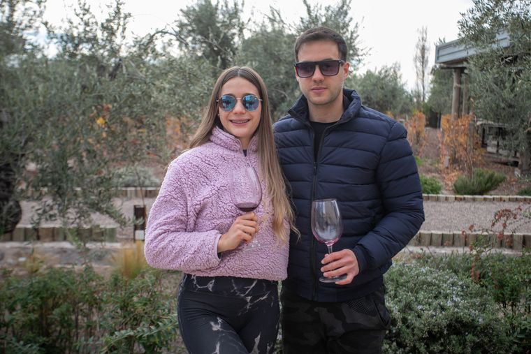 Camila Valentini y Lucas Pérez. Camila Valentini y Lucas Pérez.