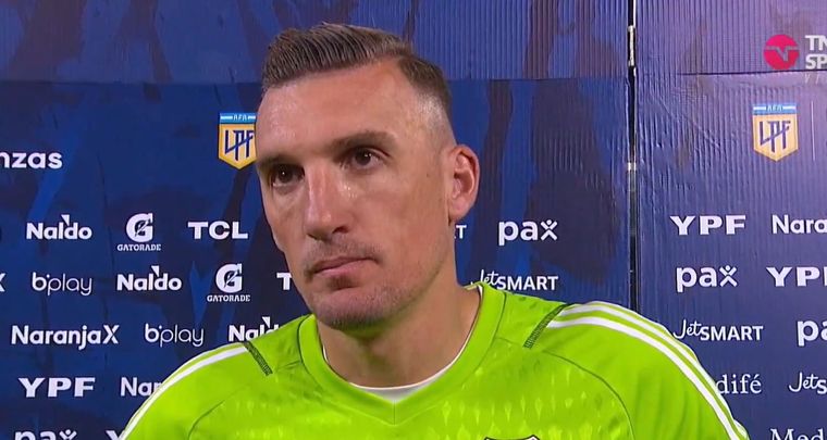 Franco Armani y su calentura tras el empate de River. Foto: Captura