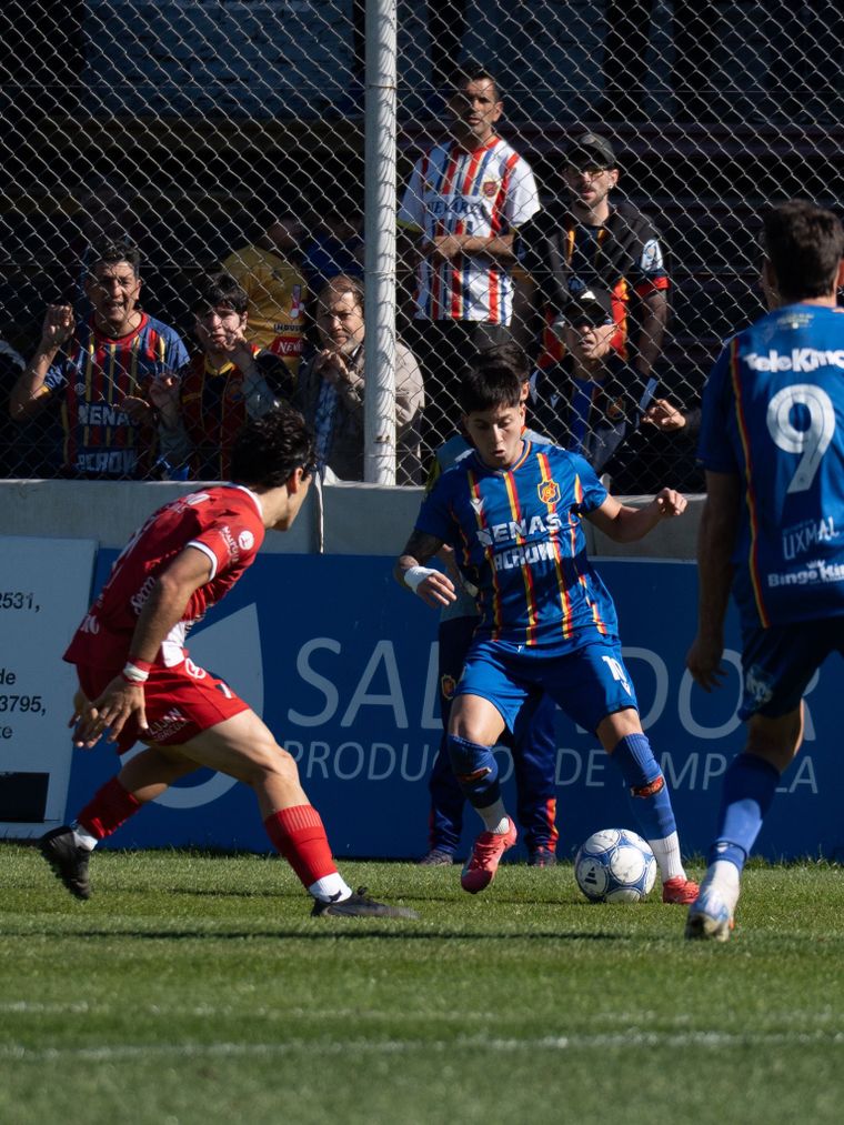 Deportivo Maipú viene de caer en su visita a Colegiales. Deportivo Maipú viene de caer en su visita a Colegiales. 