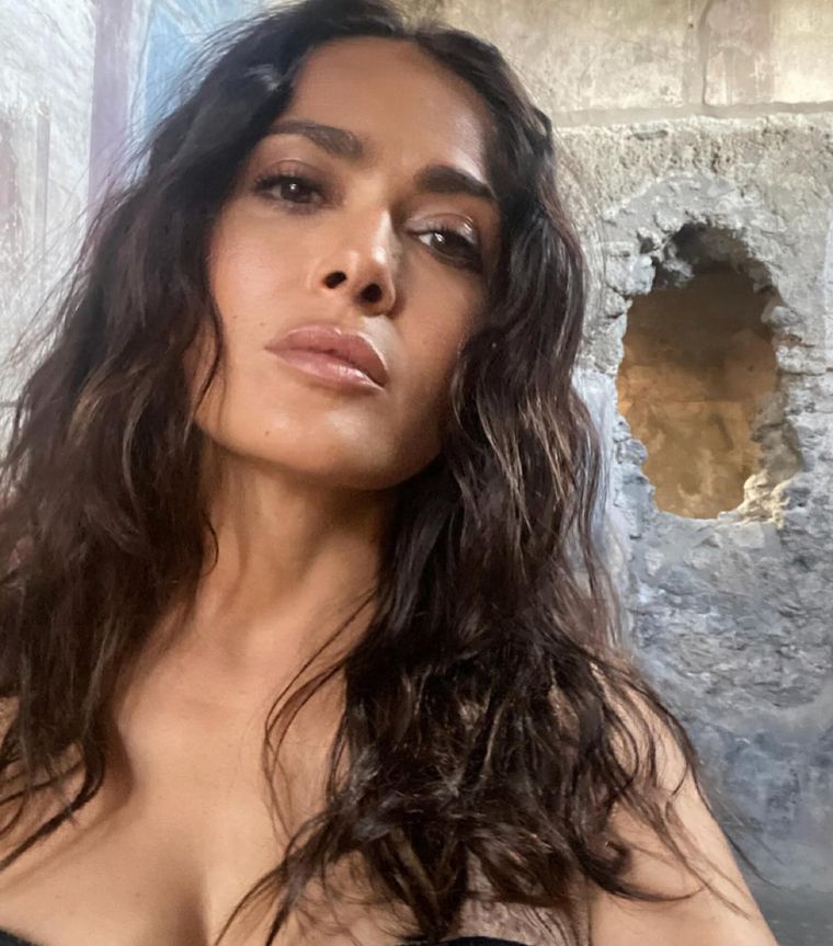 Salma Hayek conquista a sus fans con sus publicaciones en Instagram Foto: Instagram/Salma Hayek