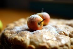 La tarta de manzana se convirtió en uno de los platos más populares para acompañar el desayuno o la merienda. Foto: Pixabay - pixabay.com