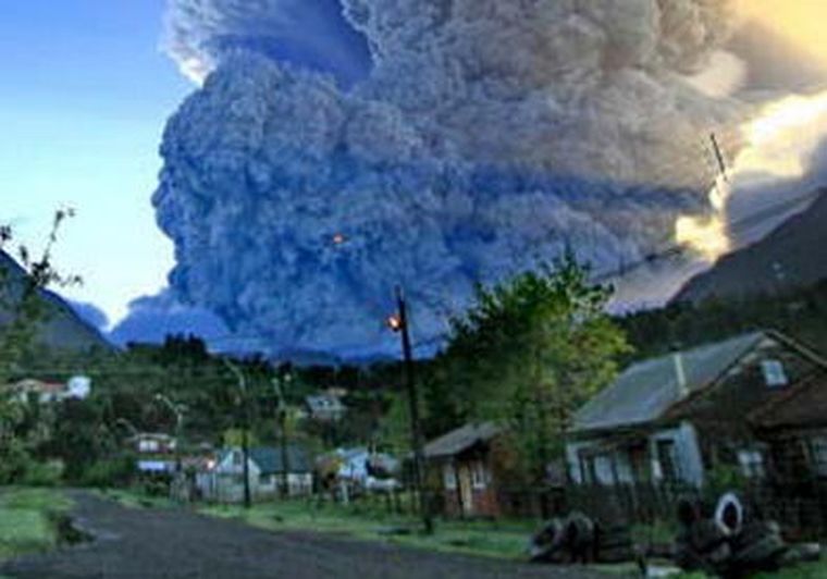 El año pasado la actividad de este volcán afectó toda la zona. Foto: Télam