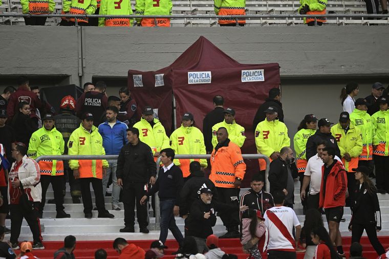 Pablo Marcelo Serrano perdió la vida en el River-Defensa: las hipotésis sobre el motivo de su fallecimiento Foto: Télam