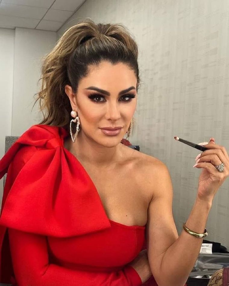 Ninel Conde tiene actualmente 46 años.