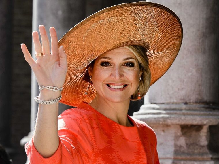 La reina volvió a impactar con la elección de sus clásicos zapatos Foto: Instagram