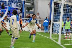Una tarde redonda para el goleador. Nahuel Ulariaga marcó el 1-0 de Godoy Cruz y asistió a Poggi para el 2-0 ante Acassuso.