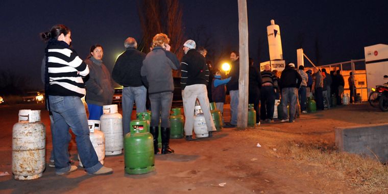 La garrafa social en Mendoza es indispensable para muchos mendocinos. Foto: Agustín Mauricio/Mediamza.com