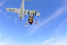 Un hombre murió tras una falla en su paracaídas. Foto ilustrativa Foto: Aeródromo de Lobos Un hombre murió tras una falla en su paracaídas. Foto ilustrativa Foto: Aeródromo de Lobos