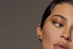 Kylie Jenner es el ícono indiscutido de las manicuras glam de Hollywood Foto: Instagram