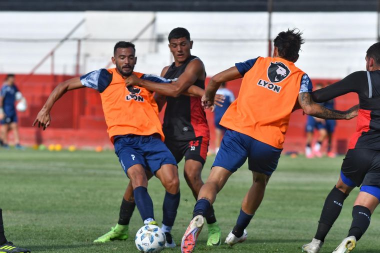 La Lepra y el Botellero se midieron en Maipú este sábado Foto: Independiente Rivadavia