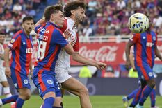 El domingo a las 19.15 se jugará una nueva edición del clásico Huracán-San Lorenzo en el Tomás Ducó y desde la cuenta oficial del Quemero ya empezaron a levantar temperatura.&nbsp;