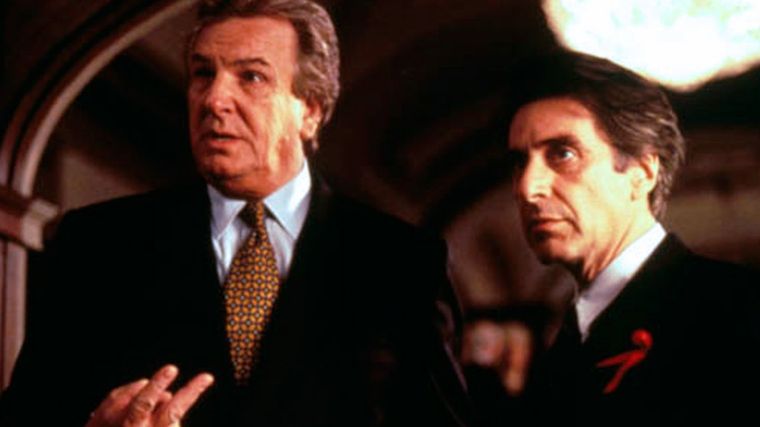 Danny Aiello y Al Pacino en  El Padrino, parte 2