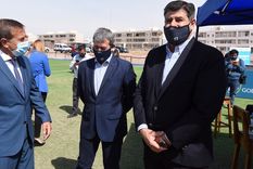 El gobernador, su vice y el senador Adolfo Bermejo. El peronismo no garantiza la sanción del presupuesto. Foto: ALF PONCE MERCADO / MDZ