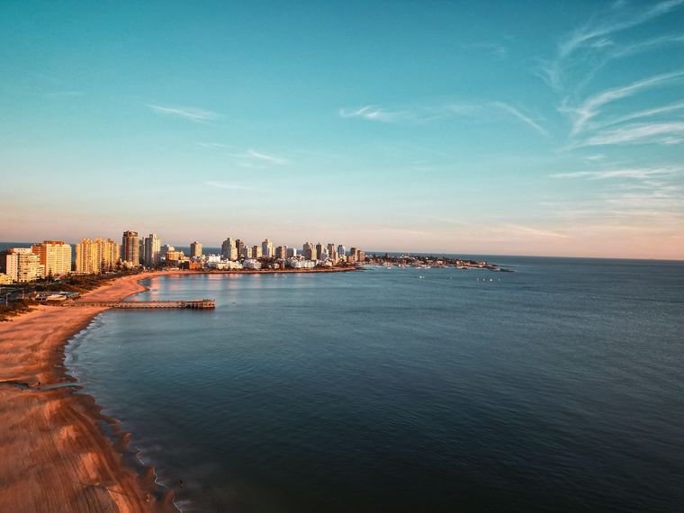 La inteligencia artificial señala a Uruguay como destino ideal para quienes buscan bienestar y estabilidad.