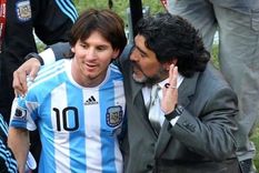 La inteligencia artificial armó el mejor once de la historia y eligió a Lionel Messi y Diego Armando Maradona Foto: Foto: archivo La inteligencia artificial armó el mejor once de la historia y eligió a Lionel Messi y Diego Armando Maradona Foto: Foto: archivo