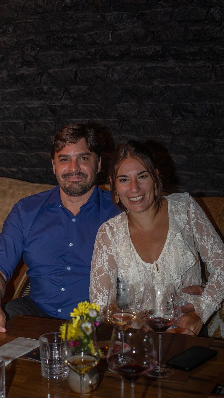 Fernanda Pereza y Julián Marchueta. Fernanda Pereza y Julián Marchueta.