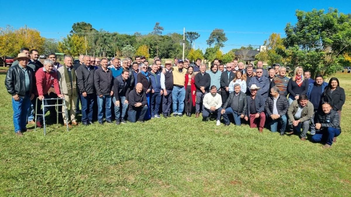 Rebelión de intendentes en Misiones: 69 jefes comunales respaldaron a Hugo Passalacqua