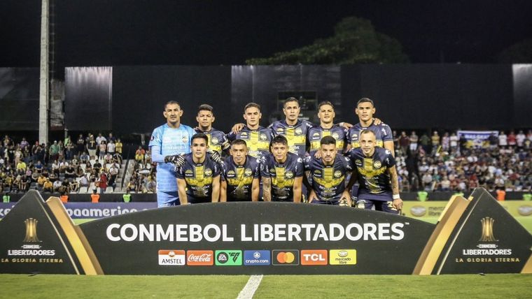 Trinidense llegó la Sudamericana tras perder con Colo Colo en la F3 de la Libertadores Foto: @CST_1935