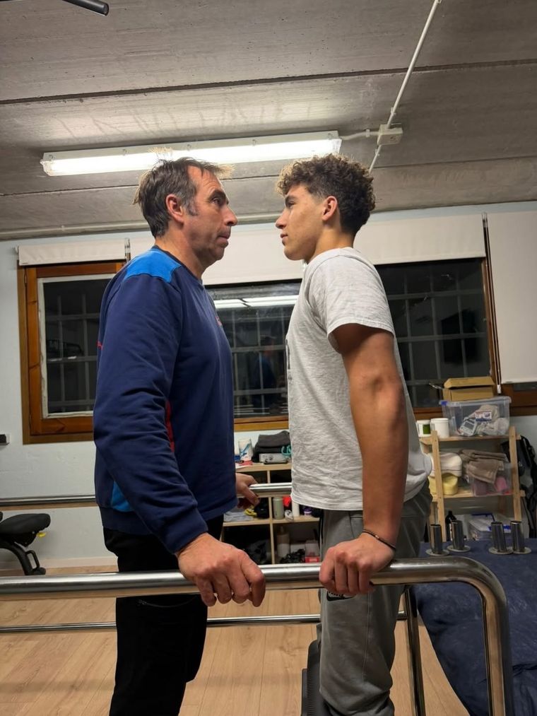 Nani Roma junto a su hijo Marc.