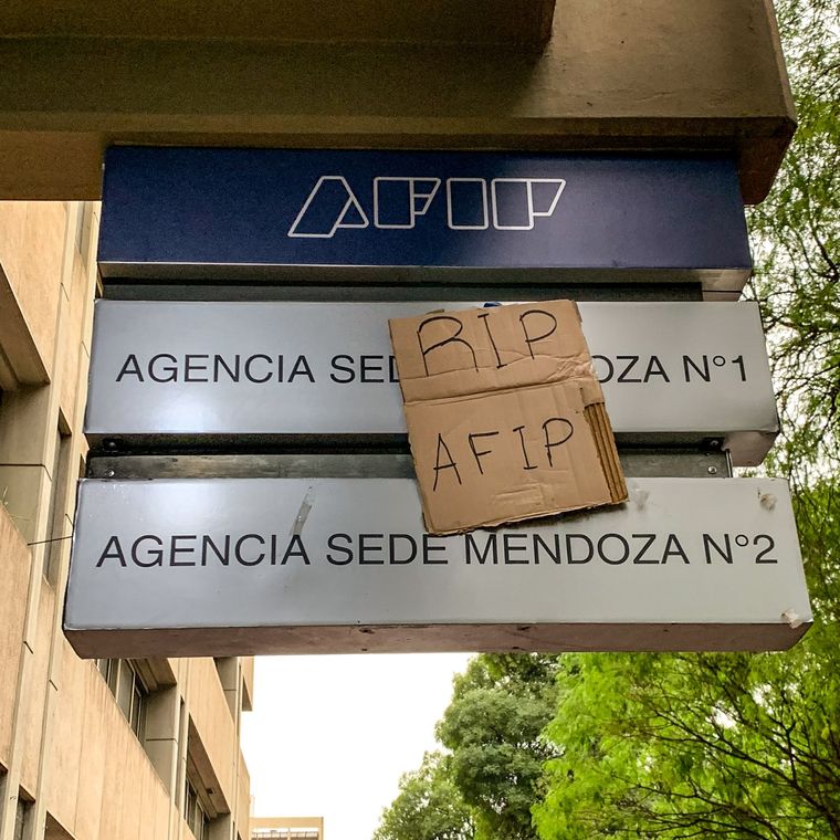 RIP AFIP, el mensaje para el organismo que disolvió el Gobierno Foto: Emilce Vargas Ferrara/MDZ RADIO