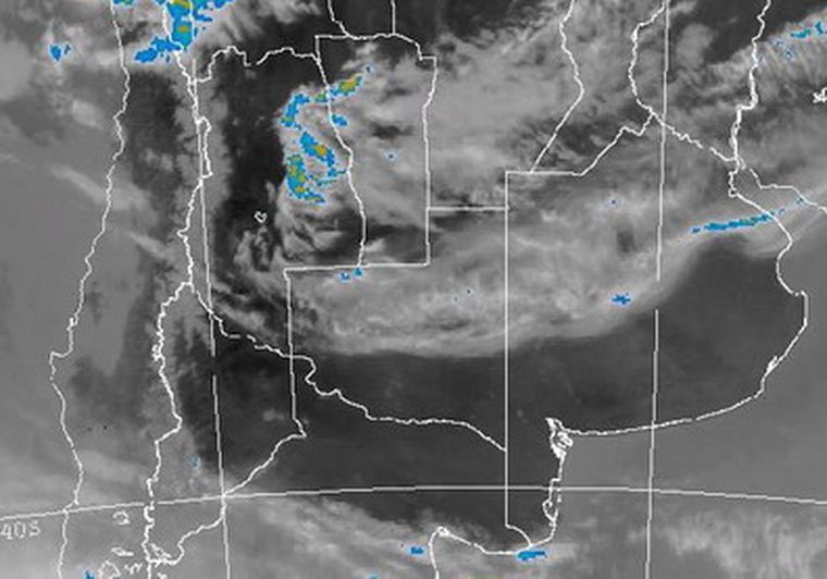 Imnagen satelital de las 15:35.