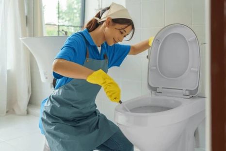 Los trucos caseros para limpiar el baño. (Shutterstock). Los trucos caseros para limpiar el baño. (Shutterstock).