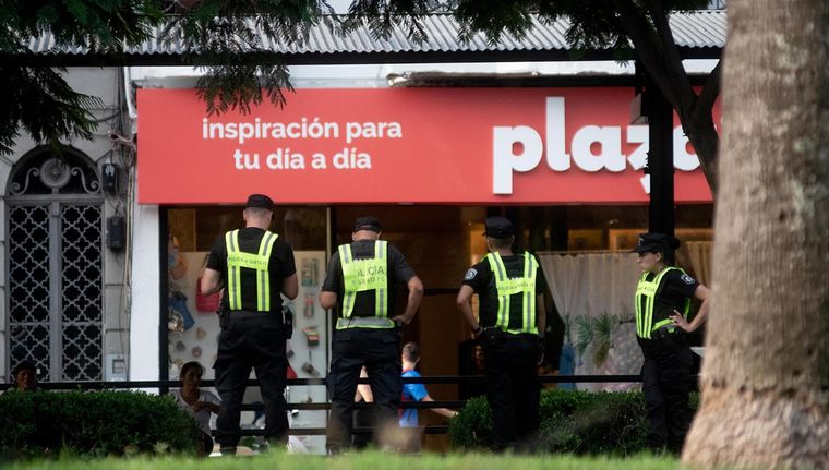 Tierra de narco. Rosario, Santa Fe, provincia de Maximiliano Pullaro, sangra por el narcotráfico Foto: EFE