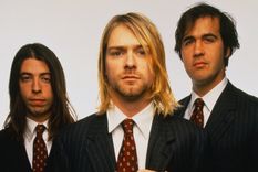 nirvana: video inedito en el que simulan estar embarazados