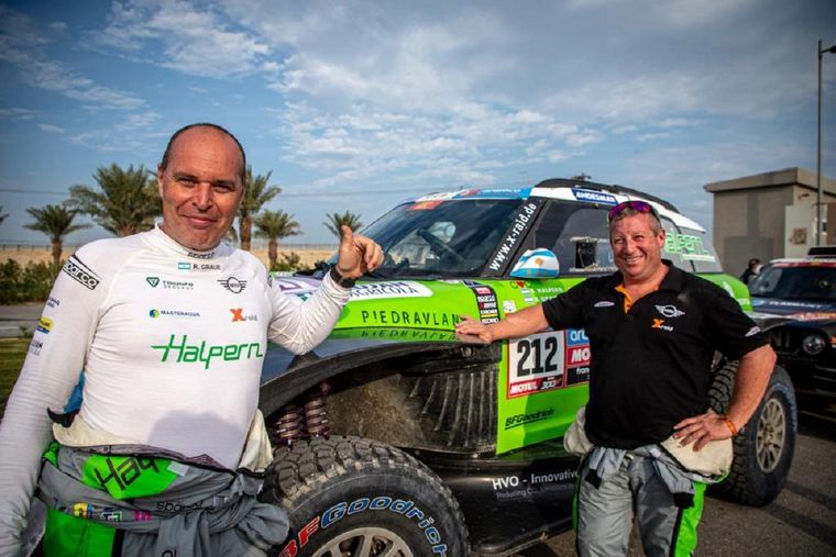 El Seba con su navegante y amigo, Ronnie Graue. Foto: Shakedown Team