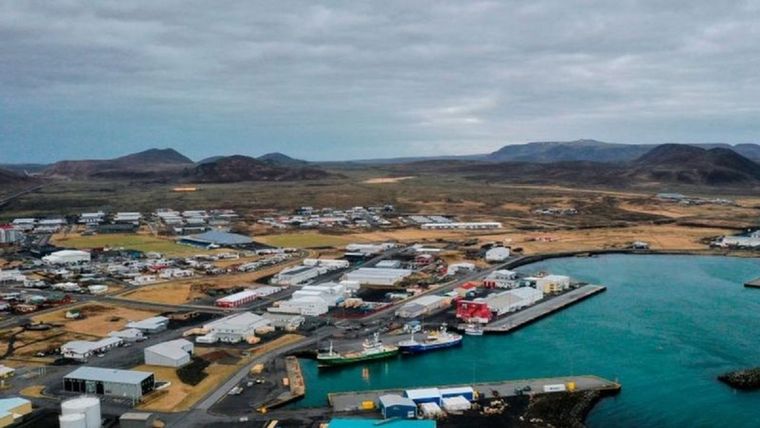 Grindavik queda en una zona de alta actividad volcánica. Foto: GETTY IMAGES