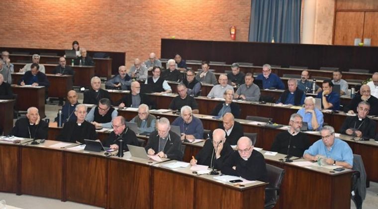 Iglesia Los obispos argentinos durante una reunión de la Asamblea Plenaria. Foto: AICA
