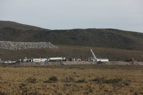 La Cuenca Cuyana no incluye Puesto Rojas en Malargüe, sino Maipú, en una de las más prolíficas de Argentina con producción probada de múltiples yacimientos de petróleo y gas. La Cuenca Cuyana no incluye Puesto Rojas en Malargüe, sino Maipú, en una de las más prolíficas de Argentina con producción probada de múltiples yacimientos de petróleo y gas.