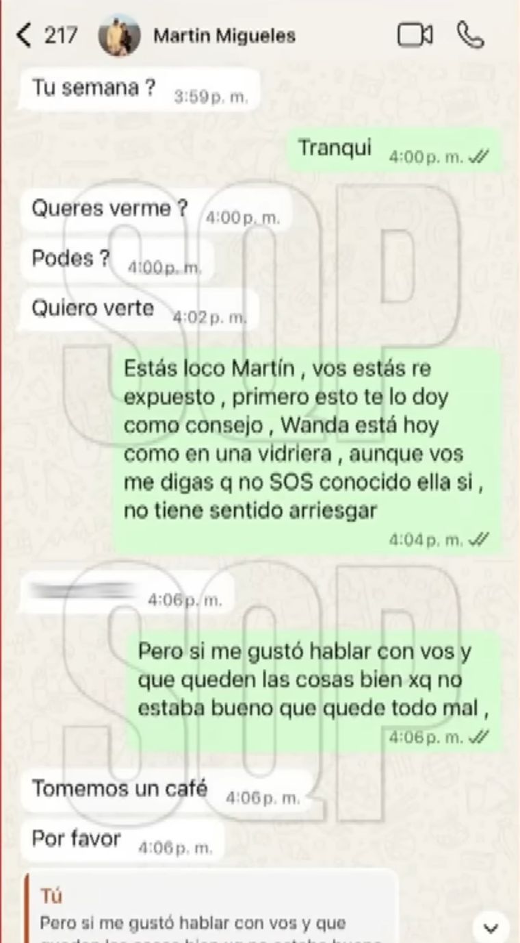 La conversación entre Claudia Ciardone y Migueles. La conversación entre Claudia Ciardone y Migueles.