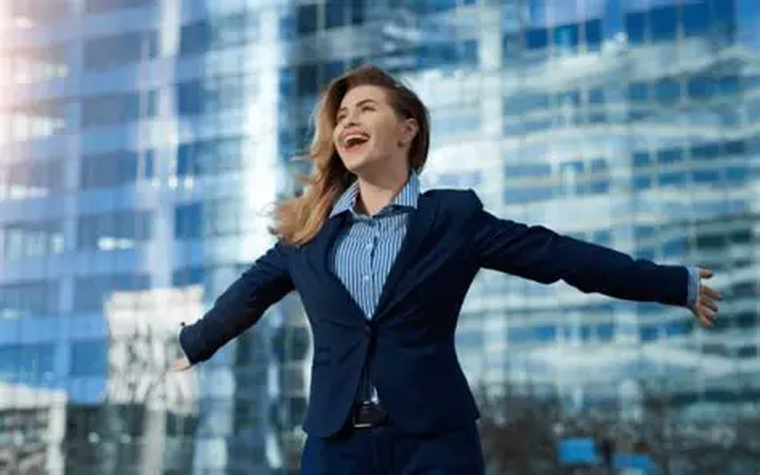 Conocerse no es un acto de vanidad, ni de autoayuda hueca, sino de eficiencia. Conocerse no es un acto de vanidad, ni de autoayuda hueca, sino de eficiencia.