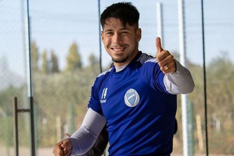 Fernández y su pulgar para arriba. Todo un alivio. Foto: Instagram @nico.indio Fernández y su pulgar para arriba. Todo un alivio. Foto: Instagram @nico.indio
