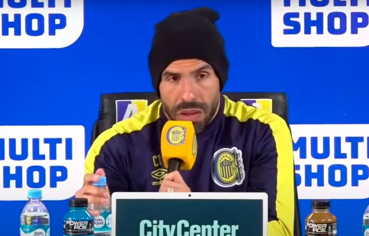 Carlos Tevez El técnico de Central se molestó por la situación de Facundo Buonanotte.