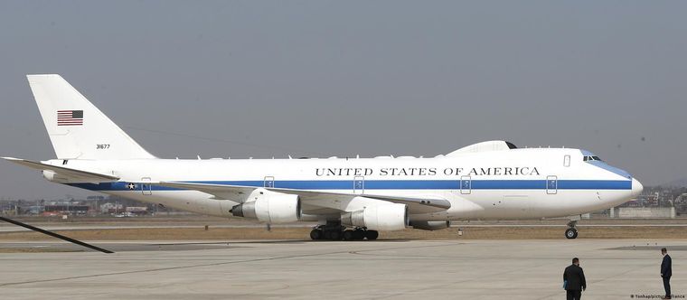 Avión del Juicio Final en Los Ángeles: qué se sabe del vuelo y quién viajaba a bordo.